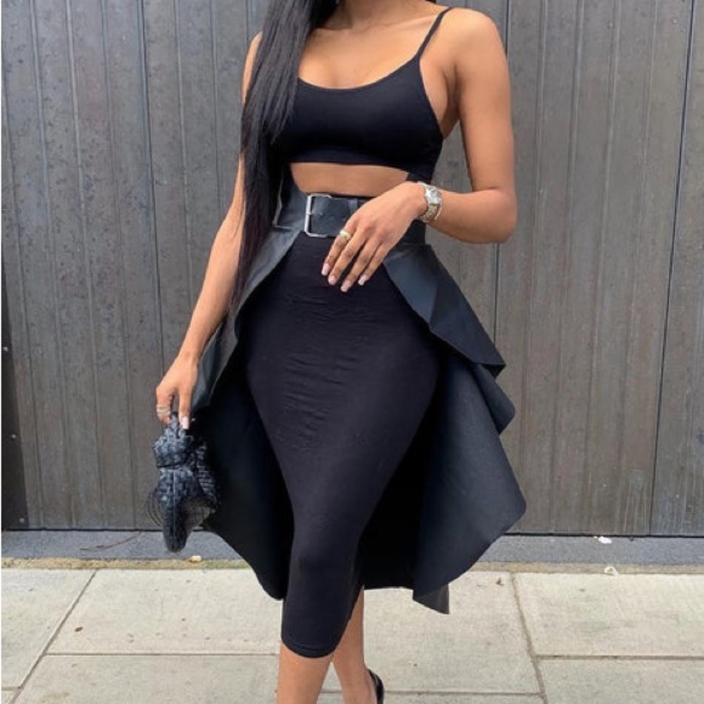 Fashion Nova Black Skirt Belt - Picture 15 of 17